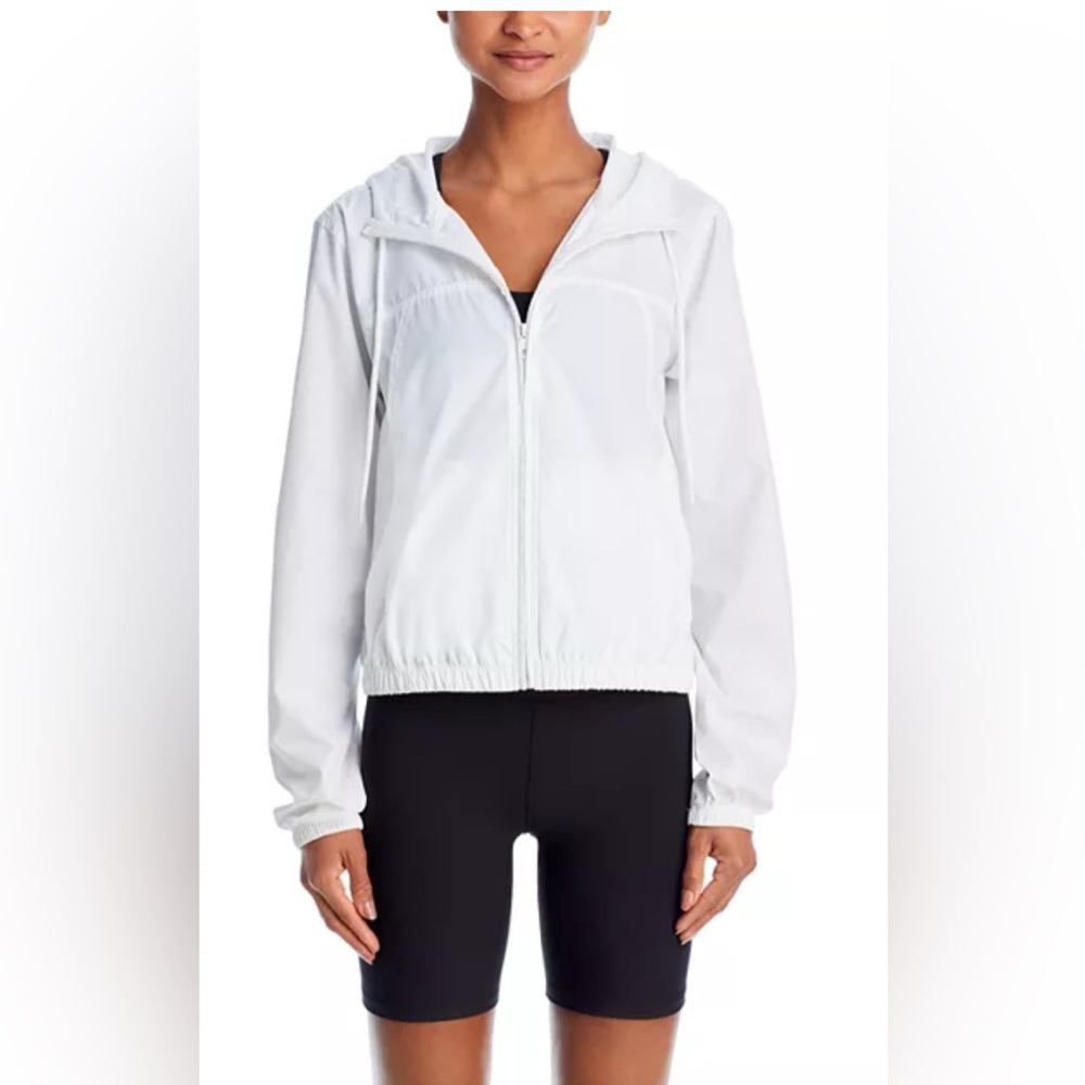 🆕 AQUA Athletic Cropped Windbreaker - Exclusive White Sz XS